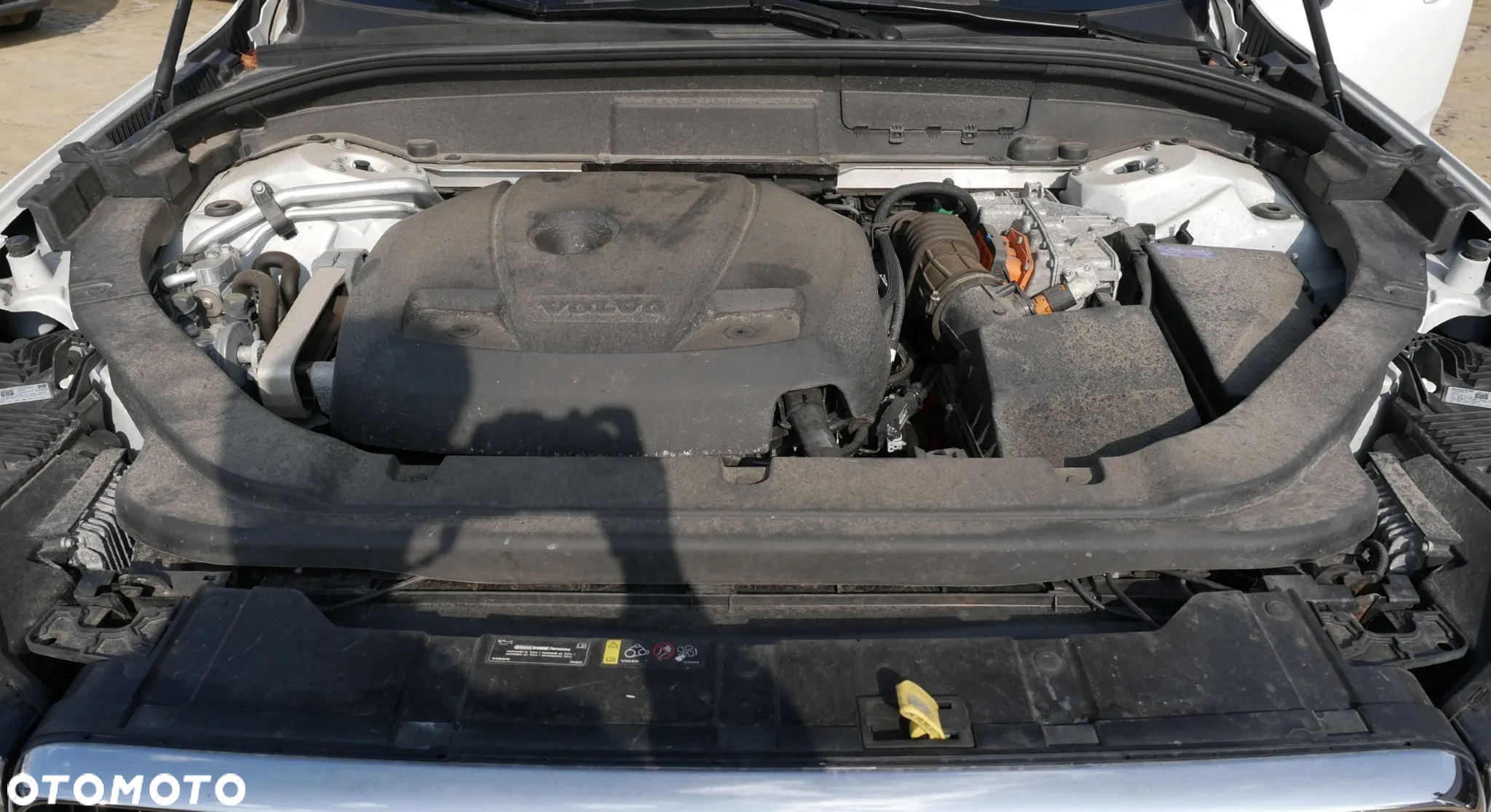 Volvo XC 60 T8 AWD Plug-In Hybrid Momentum Pro - 22