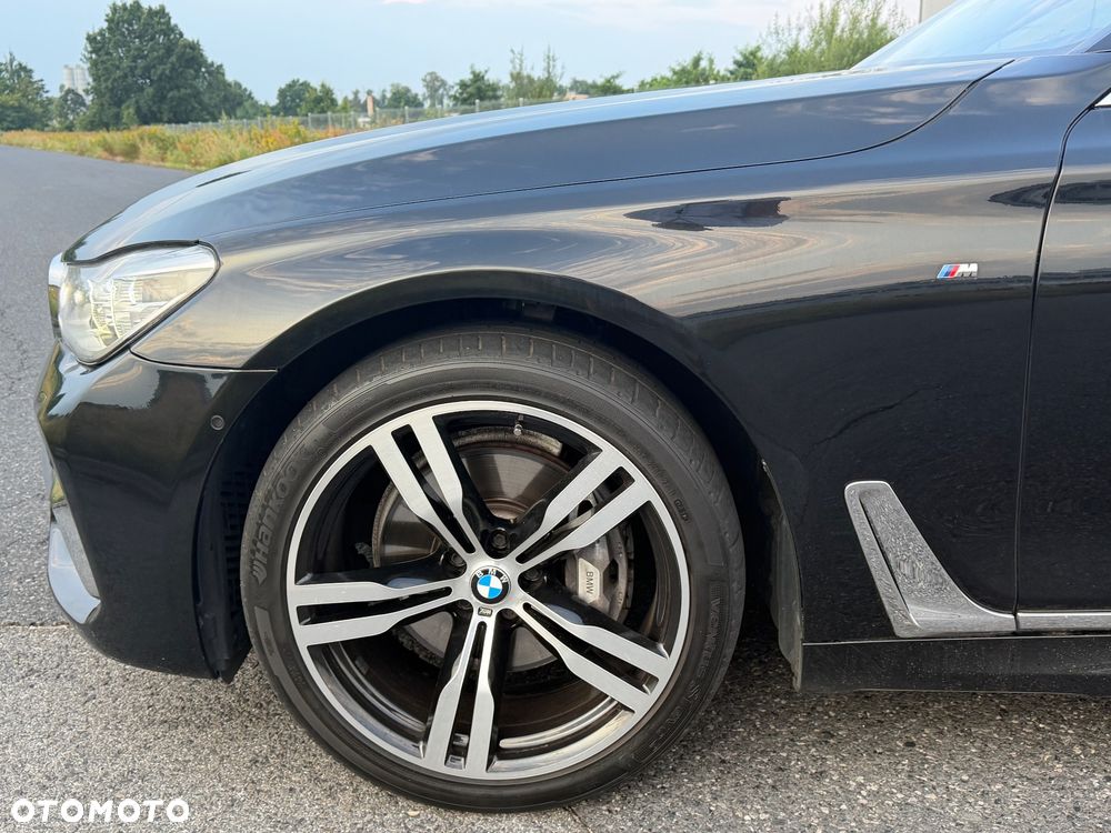 BMW Seria 7 740d xDrive - 39
