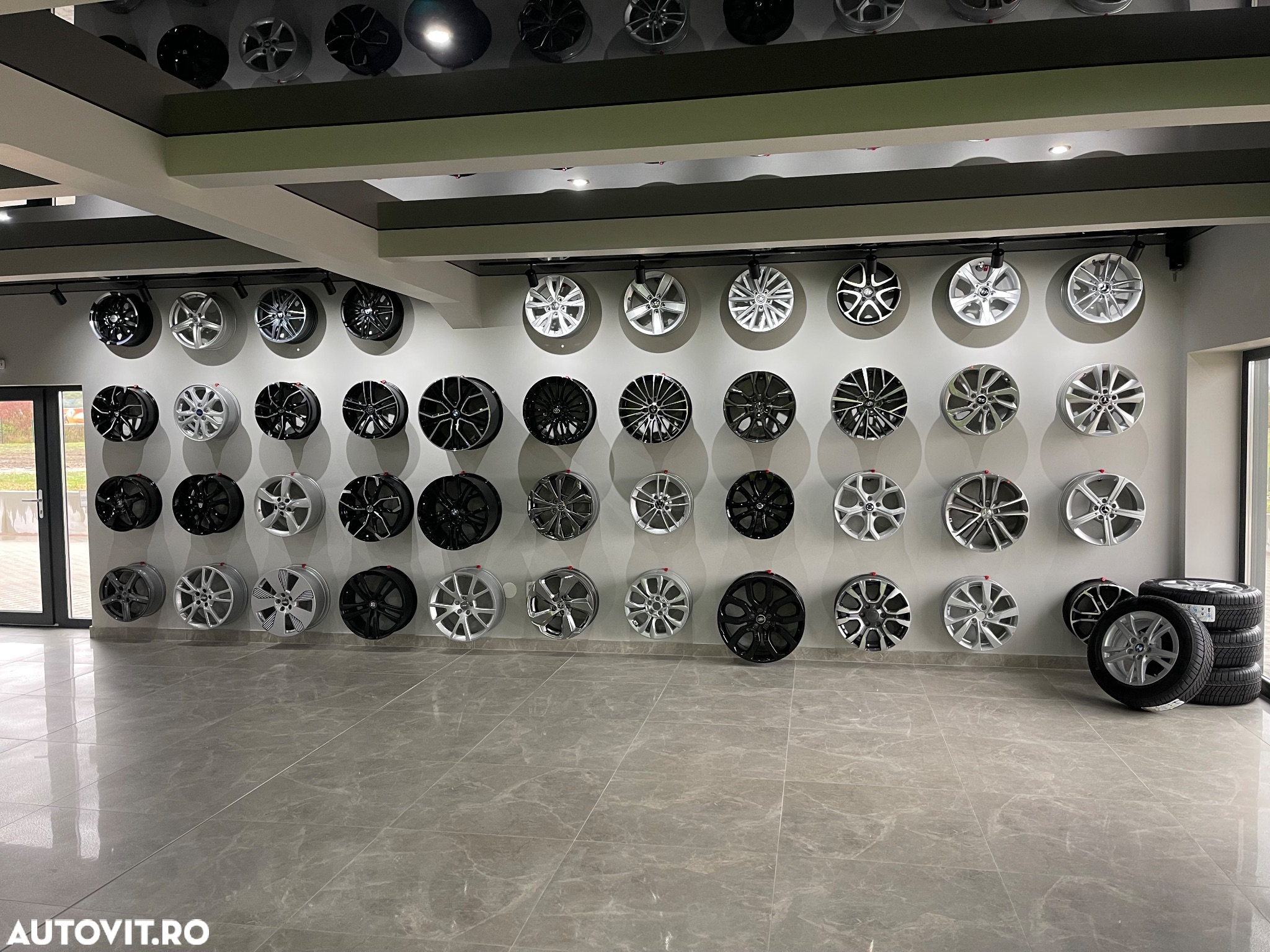 Jante Bmw seria 5 G30 , originale , bicolore , cu anvelope iarnă 7mm - 7
