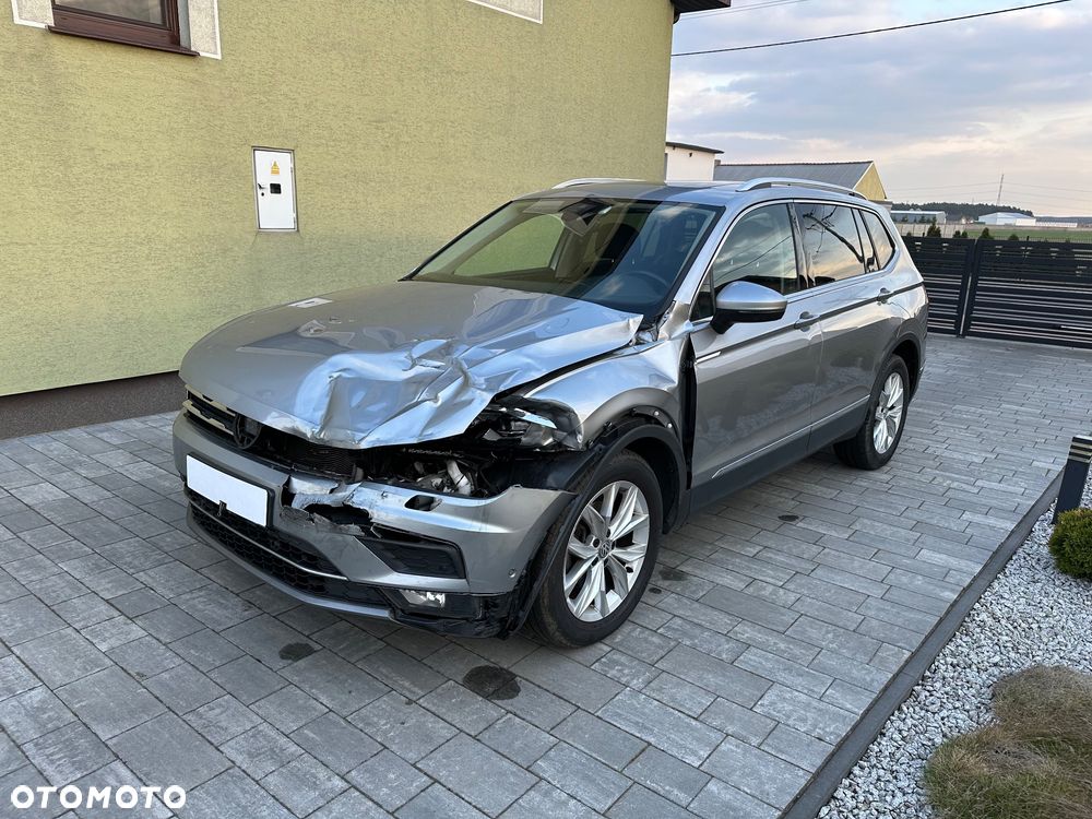 Volkswagen Tiguan Allspace 2.0 TDI SCR DSG Trendline - 6