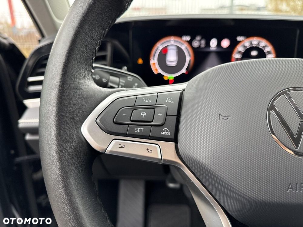 Volkswagen Passat 2.0 TDI SCR Elegance DSG - 15