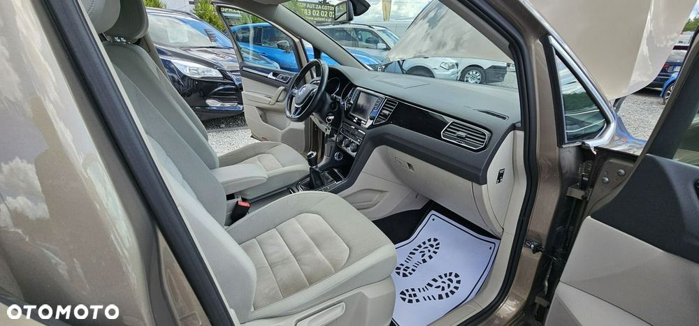 Volkswagen Golf Sportsvan - 14