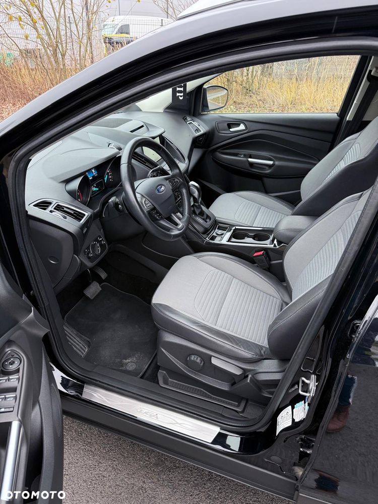 Ford Kuga 1.5 EcoBoost 4x4 Titanium - 28