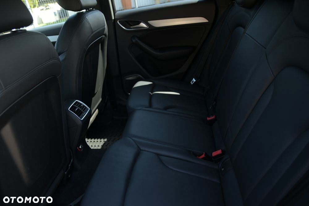 Audi Q3 2.0 TDI Quattro Prime Line S tronic - 23