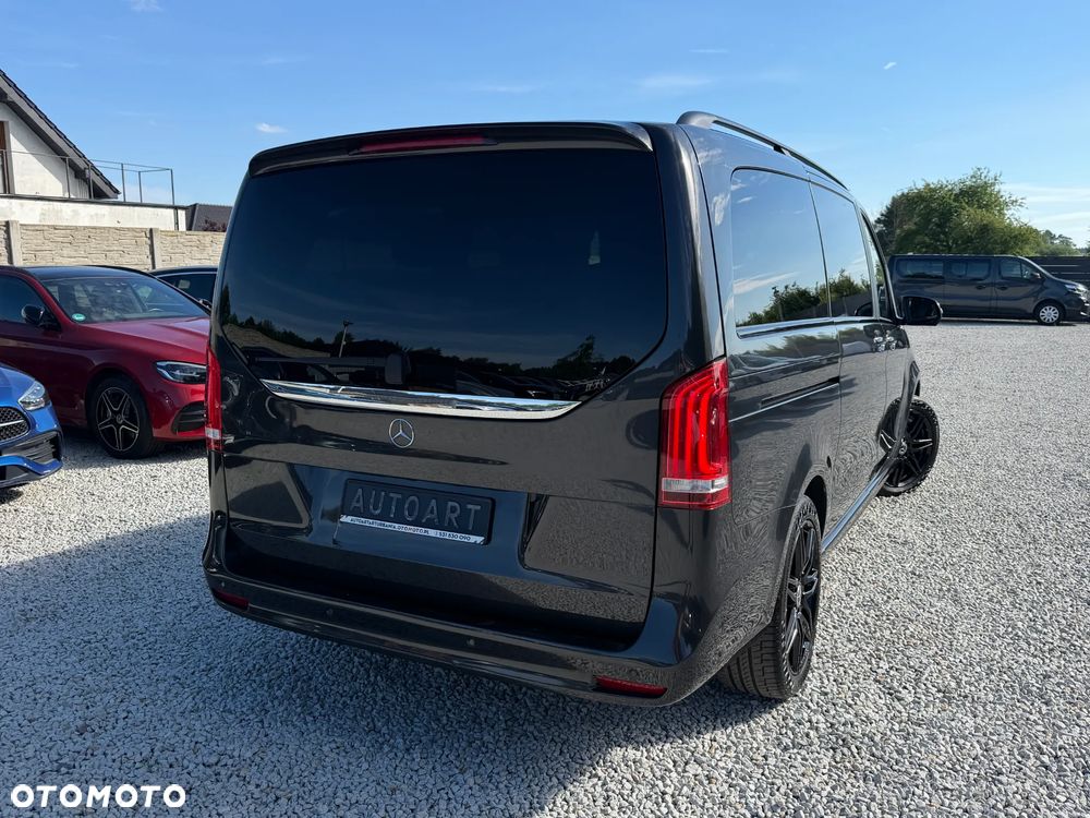 Mercedes-Benz Klasa V 300 d lang 9G-TRONIC Avantgarde - 14