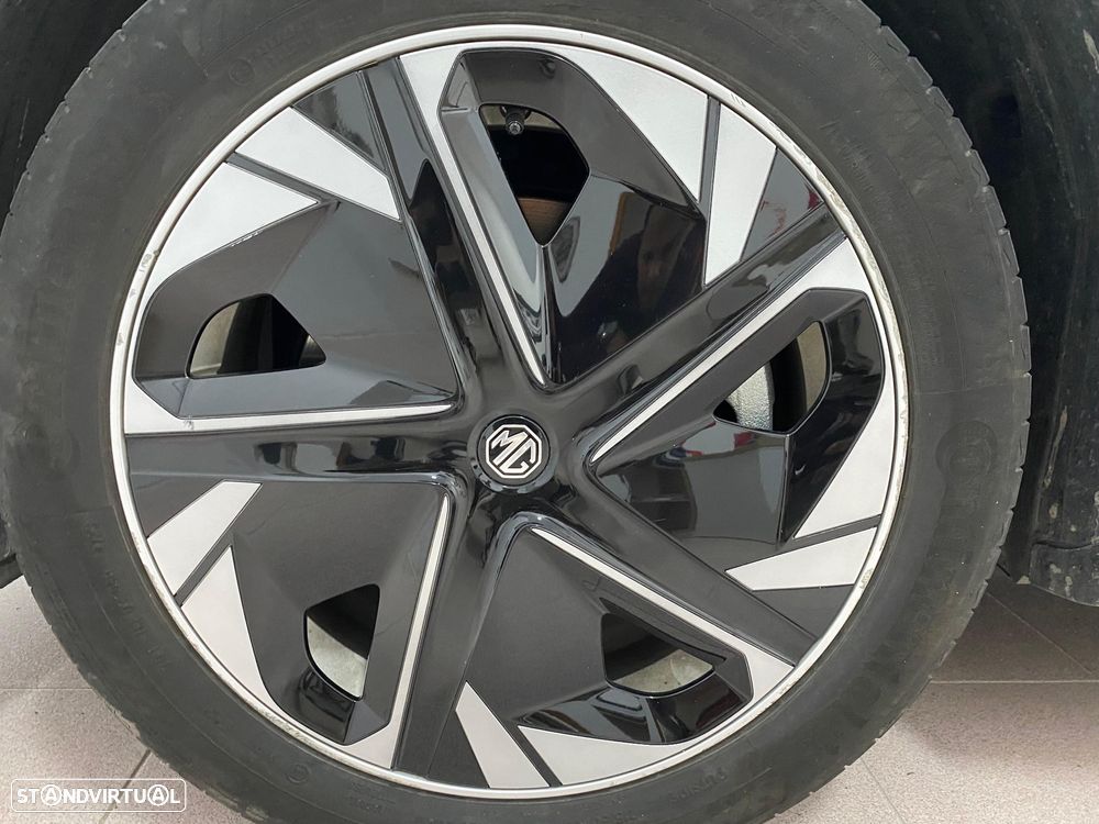 MG MG4 4 Standard - 16