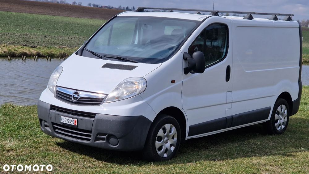 Opel Vivaro - 2