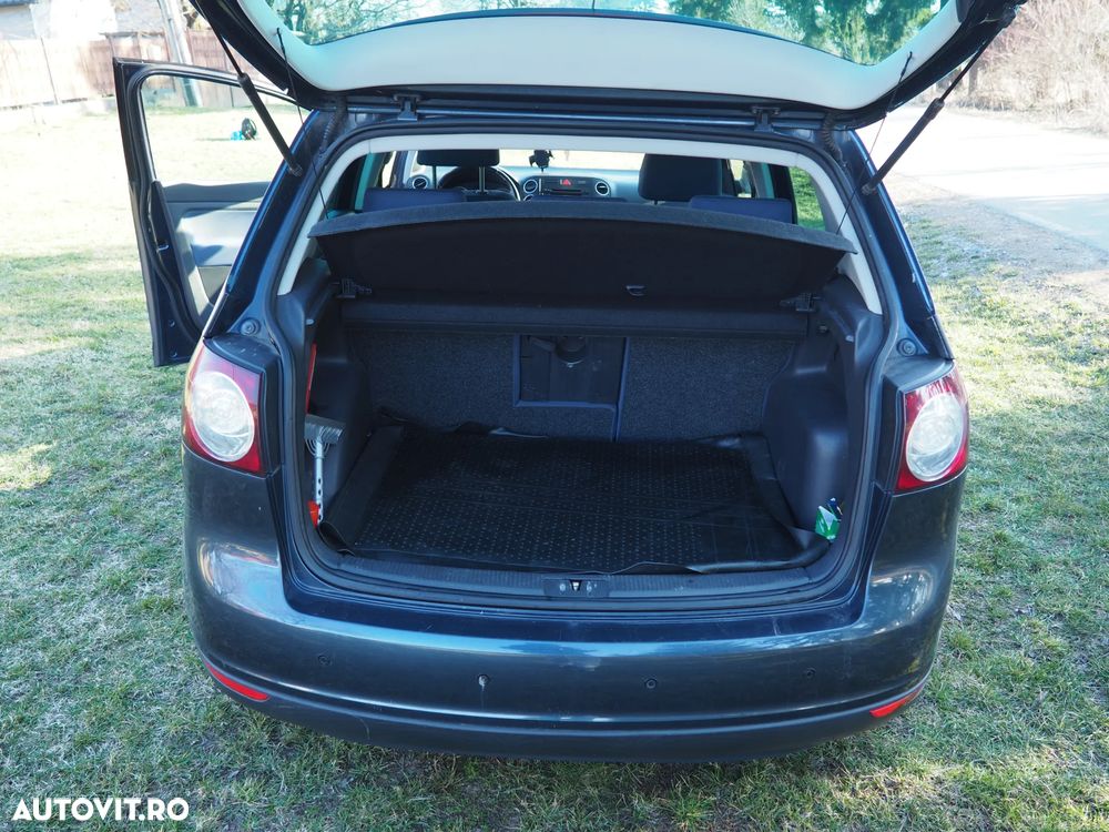 Volkswagen Golf Plus - 31