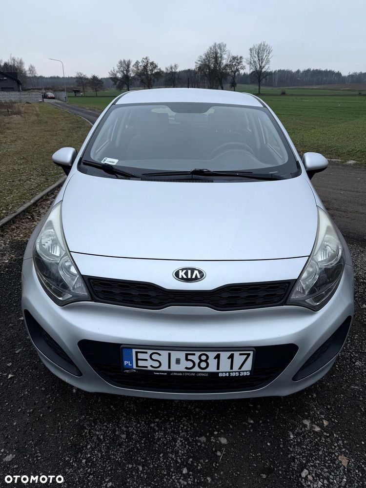 Kia Rio 1.2 Dream Team Edition - 3