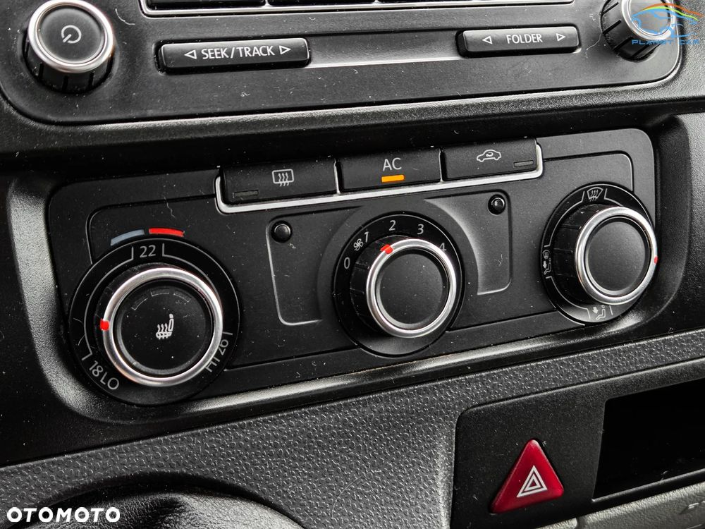 Volkswagen T5 TRANSPORTER DOKA 2.0 102 KM - 29