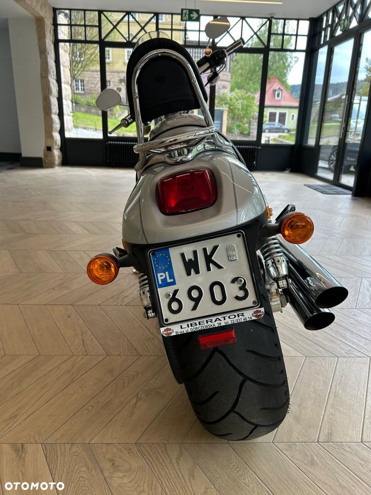 Harley-Davidson V-Rod Street Rod - 8