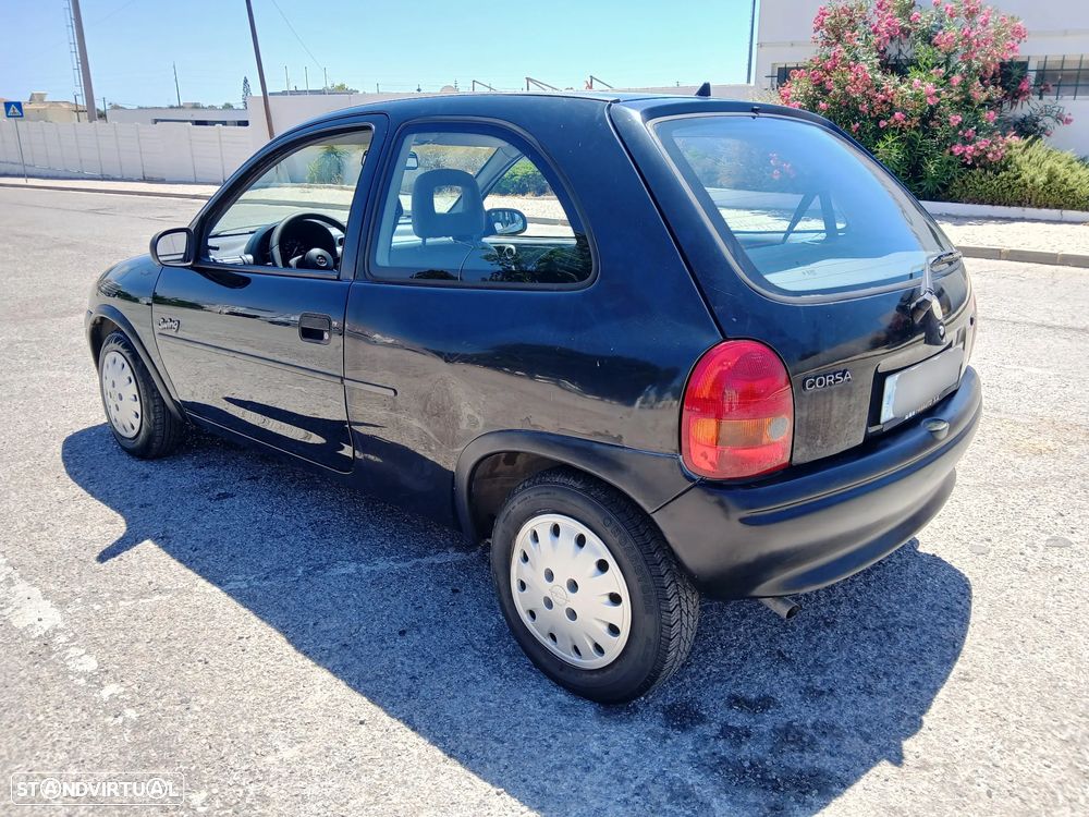 Opel Corsa 1.2 Swing - 3