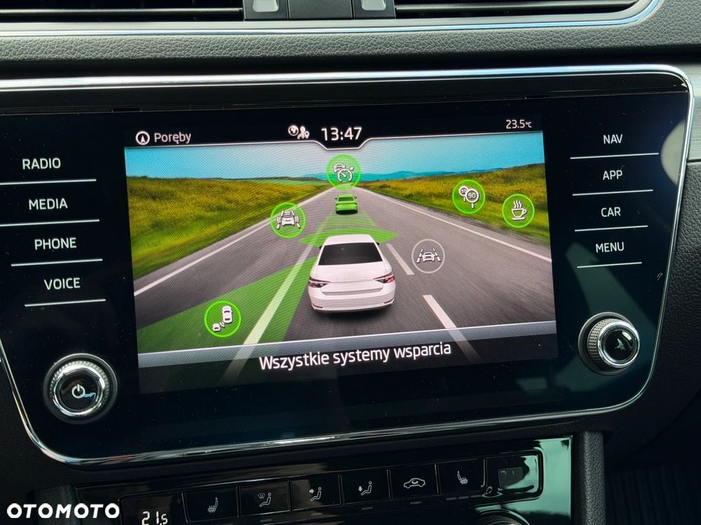 Skoda Superb 2.0 TSI Style DSG - 36