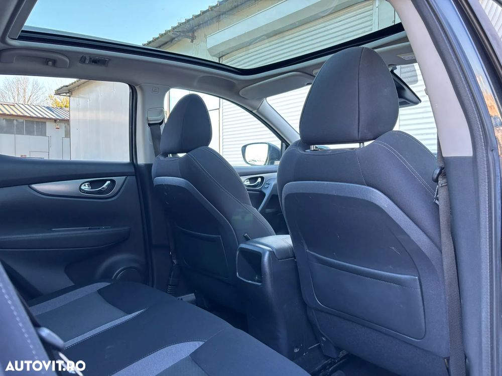 Nissan Qashqai 1.3 DIG-T N-CONNECTA - 26