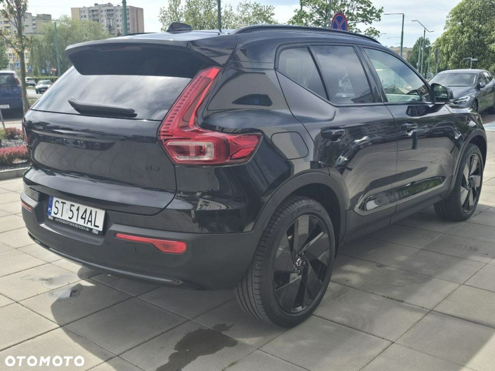Volvo XC 40 B3 B DKG Plus Black Edition - 3