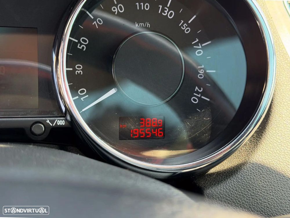 Peugeot 5008 1.6 HDi Allure - 19