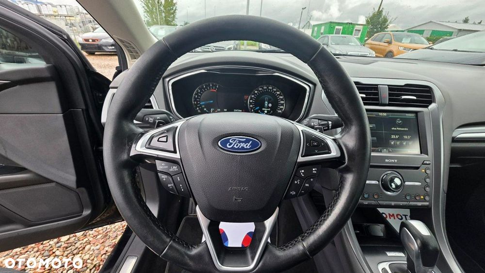 Ford Mondeo - 13