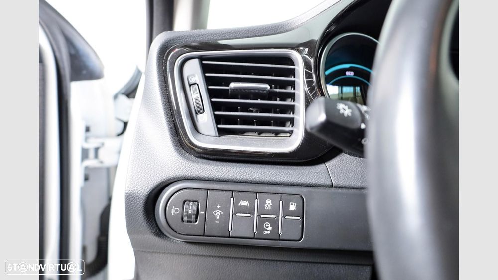 Kia XCeed 1.6 GDi PHEV Drive - 8