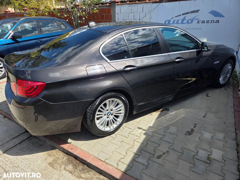 BMW Seria 5 520d Aut. Edition Fleet Sport - 18