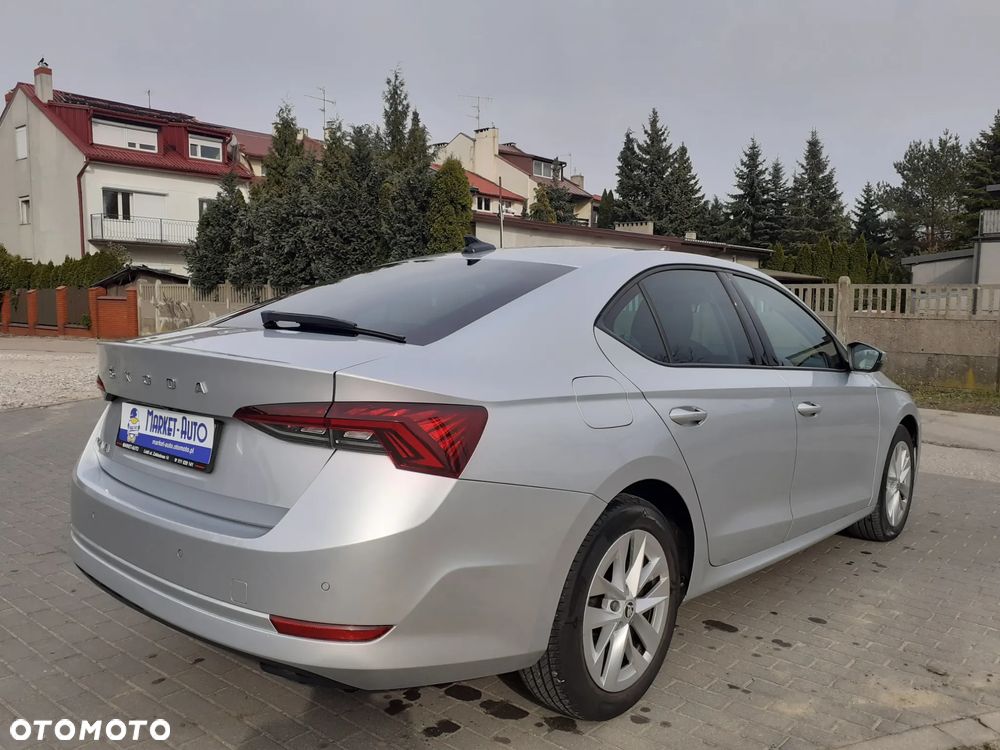 Skoda Octavia 1.5 TSI ACT Ambition - 6