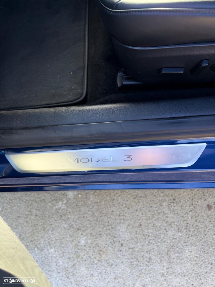 Tesla Model 3 Standard Range Plus RWD - 11