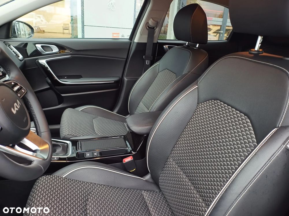 Kia XCeed 1.5 T-GDI L DCT - 9