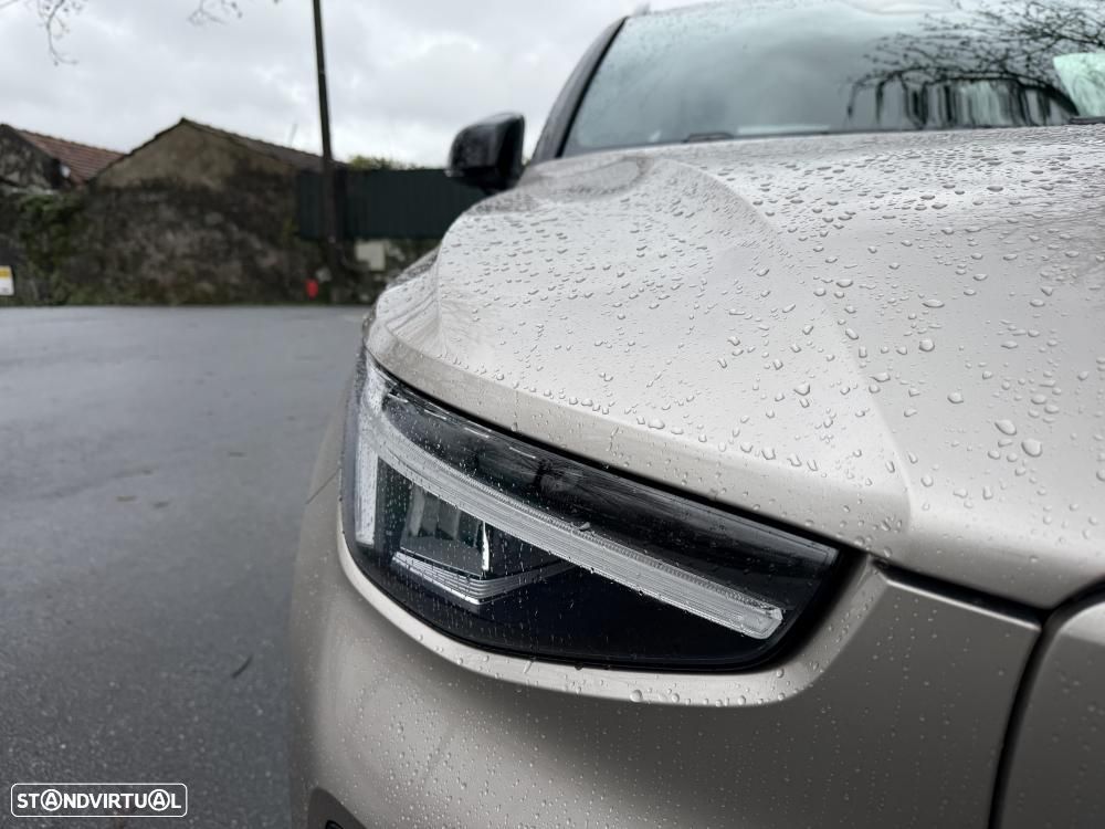 Volvo XC 40 Recharge Plus - 12