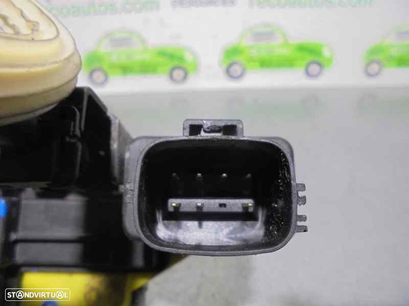 FECHADURA PORTA TRASEIRA DIREITA VOLVO V70 II 2000 -8626970 - 7