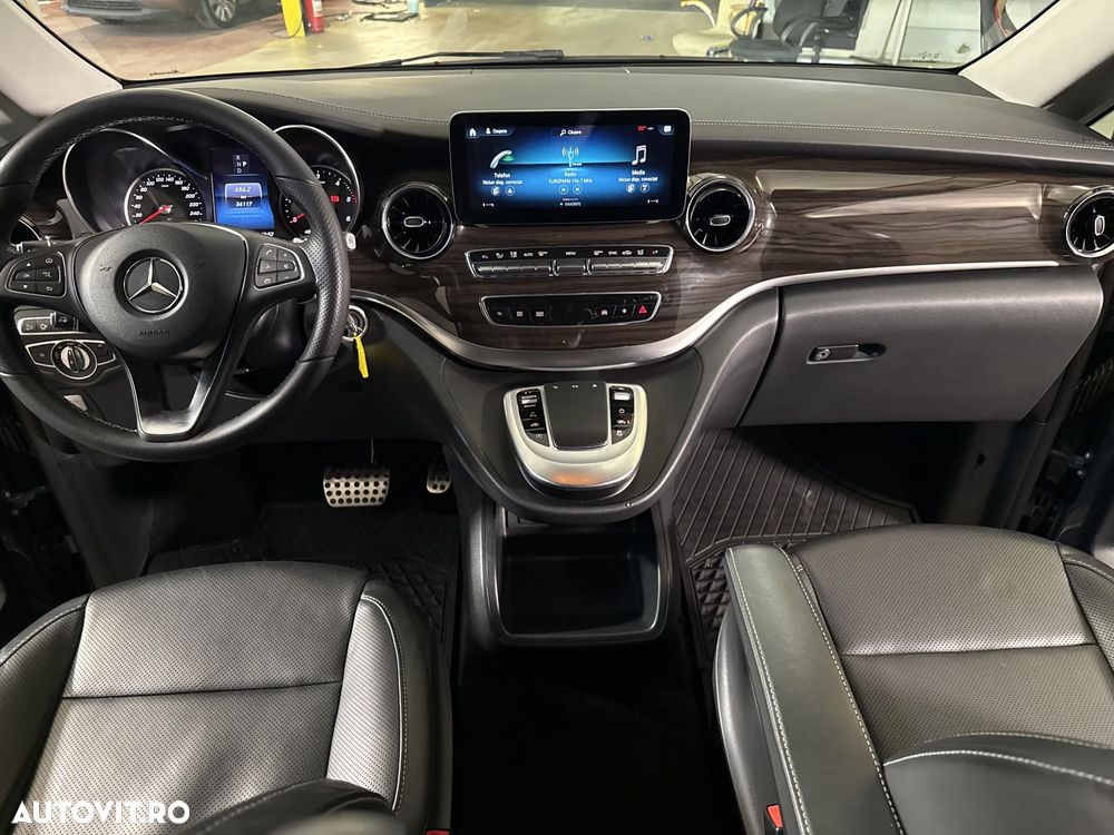Mercedes-Benz V - 10