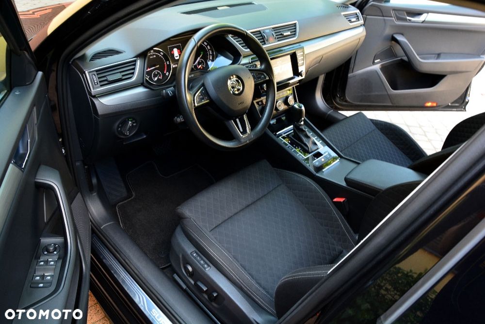 Skoda Superb 2.0 TDI DSG Style - 7