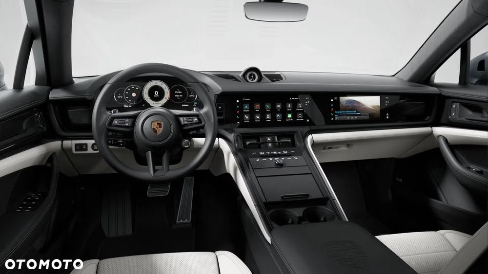 Porsche Panamera 4 - 10