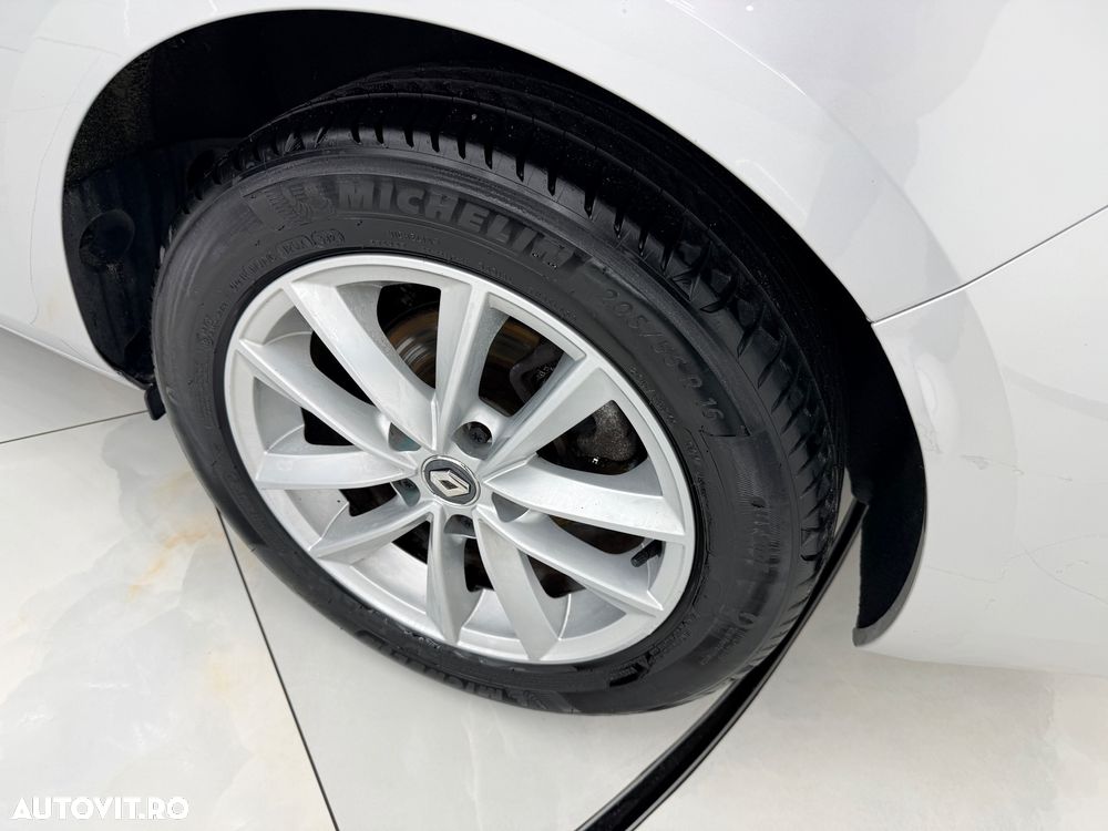 Renault Megane BLUE dCi Limited - 13