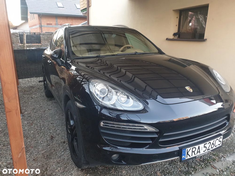 Porsche Cayenne - 2