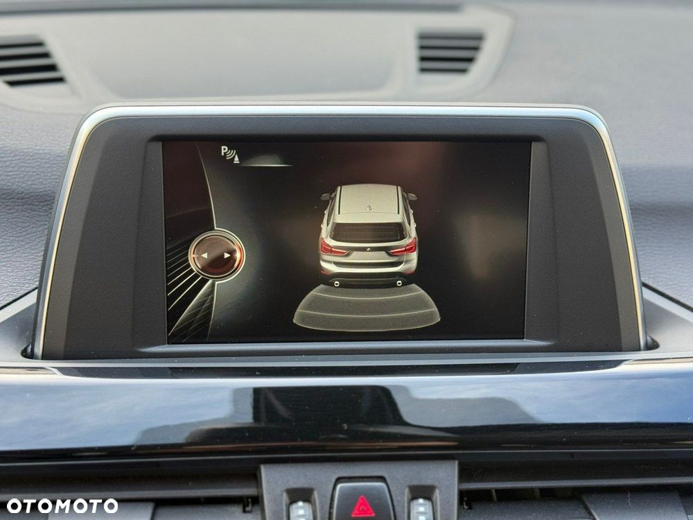 BMW X1 sDrive20i GPF xLine - 25
