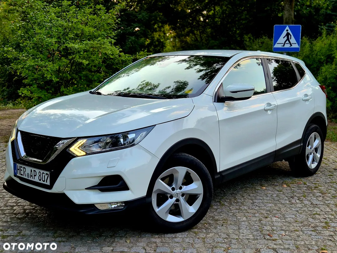 Nissan Qashqai 1.6 DIG-T N-Connecta - 2