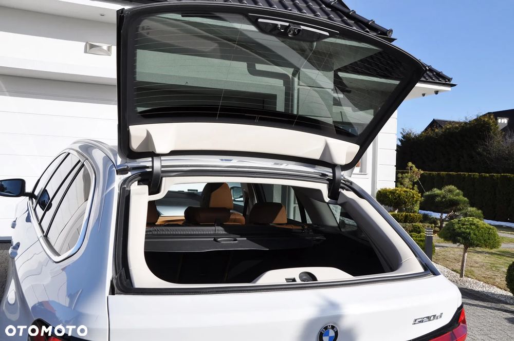 BMW Seria 5 520d xDrive - 35