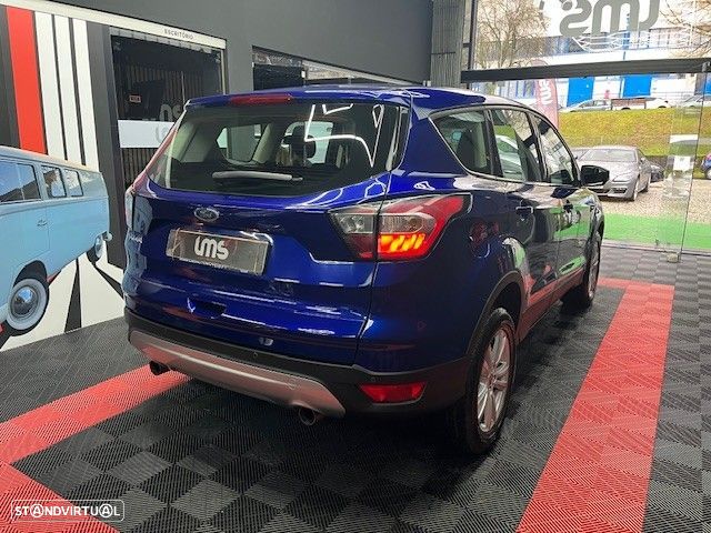 Ford Kuga 1.5 TDCi Titanium - 6