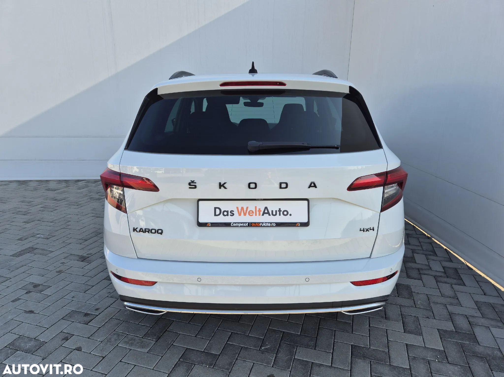 Skoda Karoq 2.0 TDI 4X4 DSG Sportline - 4