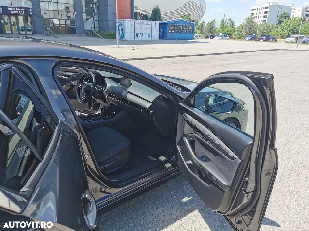 Mazda 3 G122 AT Plus - 17