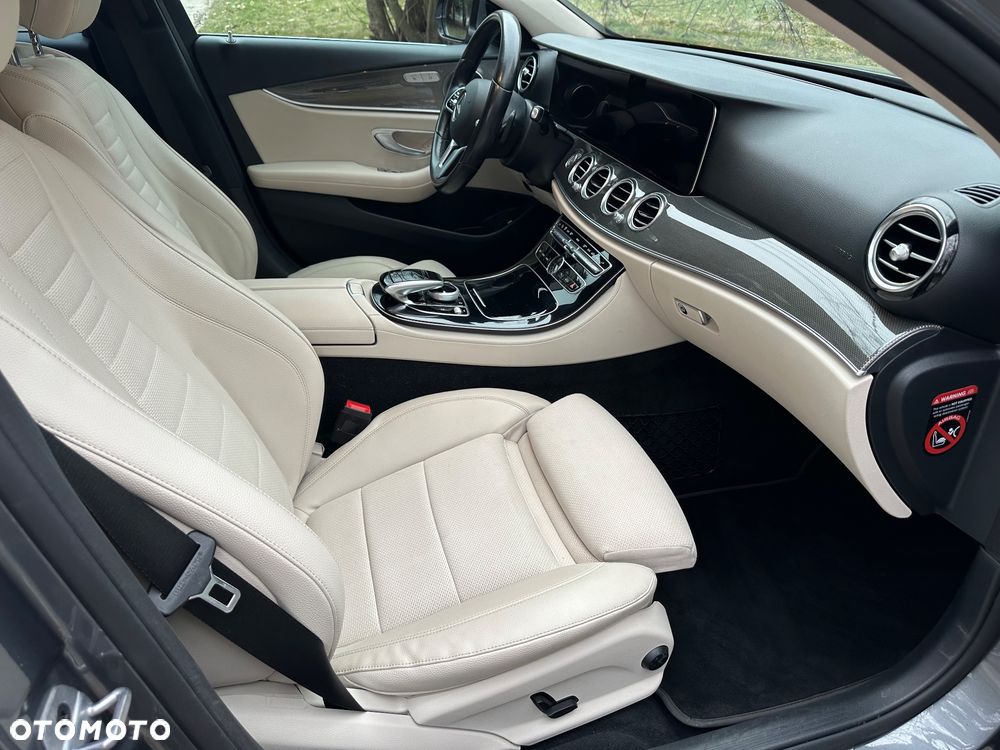 Mercedes-Benz Klasa E 220 d 4-Matic Business Edition 9G-TRONIC - 7