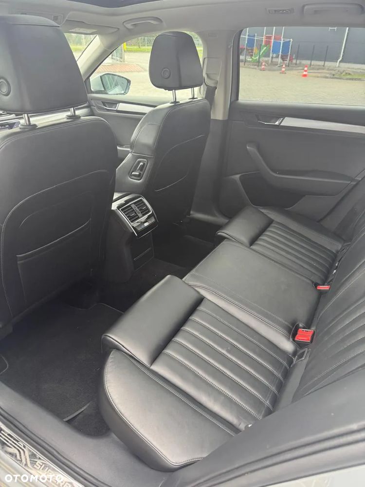 Skoda Superb 1.8 TSI Active DSG - 18