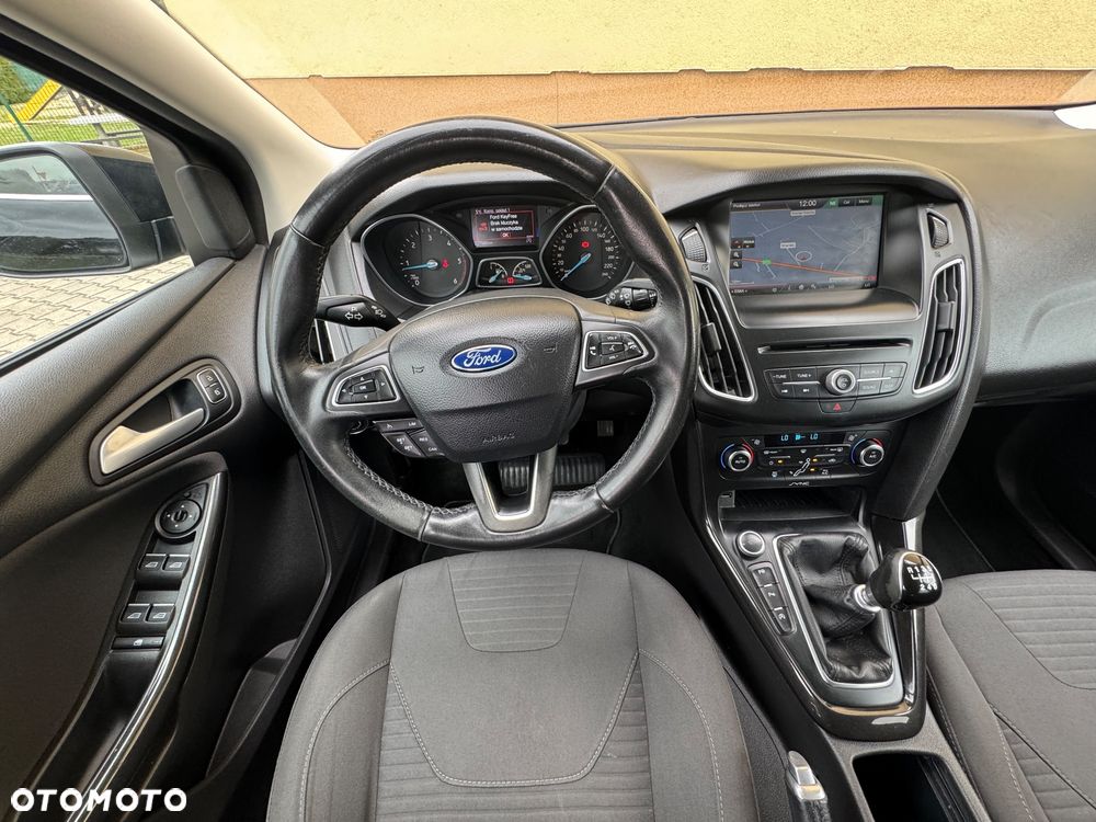 Ford Focus 1.5 TDCi Titanium - 2