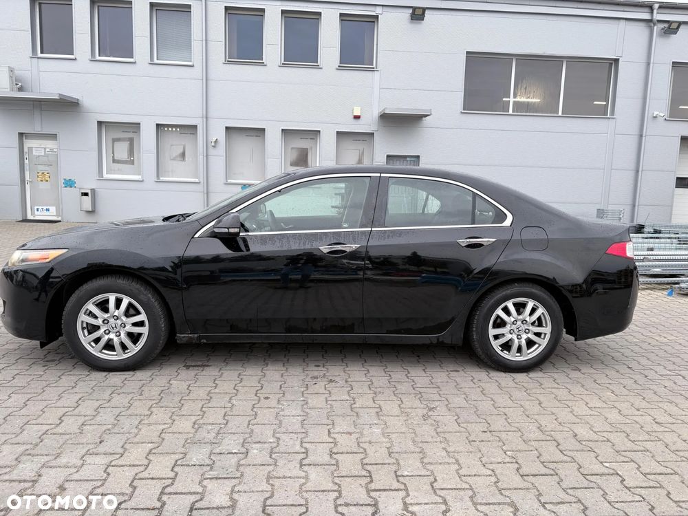 Honda Accord 2.0 Executive - 8