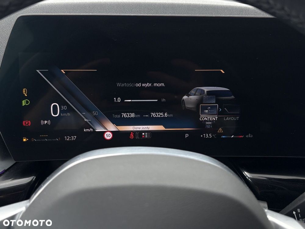 BMW Seria 2 220i mHEV - 17