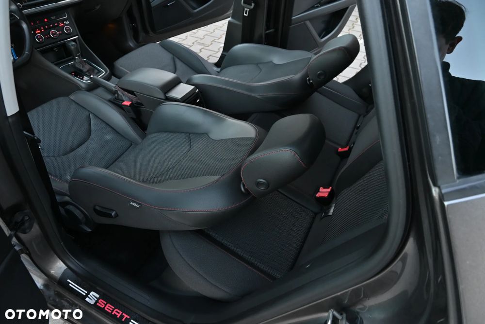 Seat Leon 2.0 TDI DPF Start&Stop DSG FR - 39