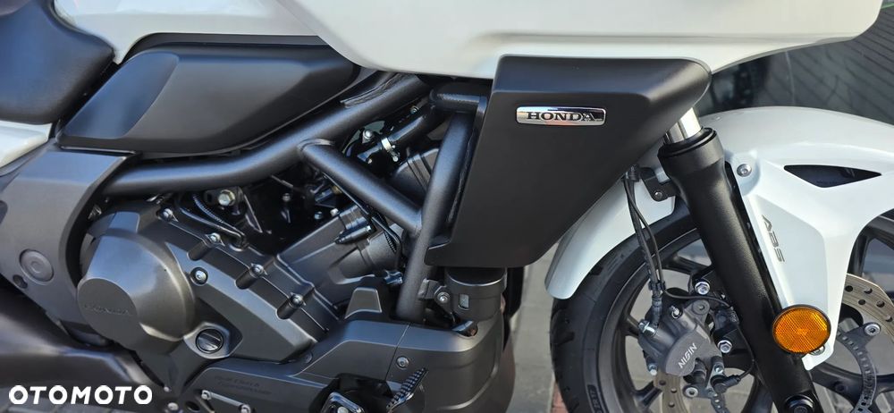 Honda CTX - 13