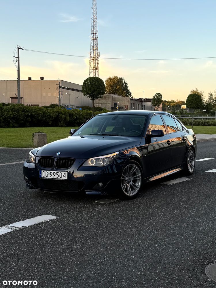 BMW Seria 5 545i - 2