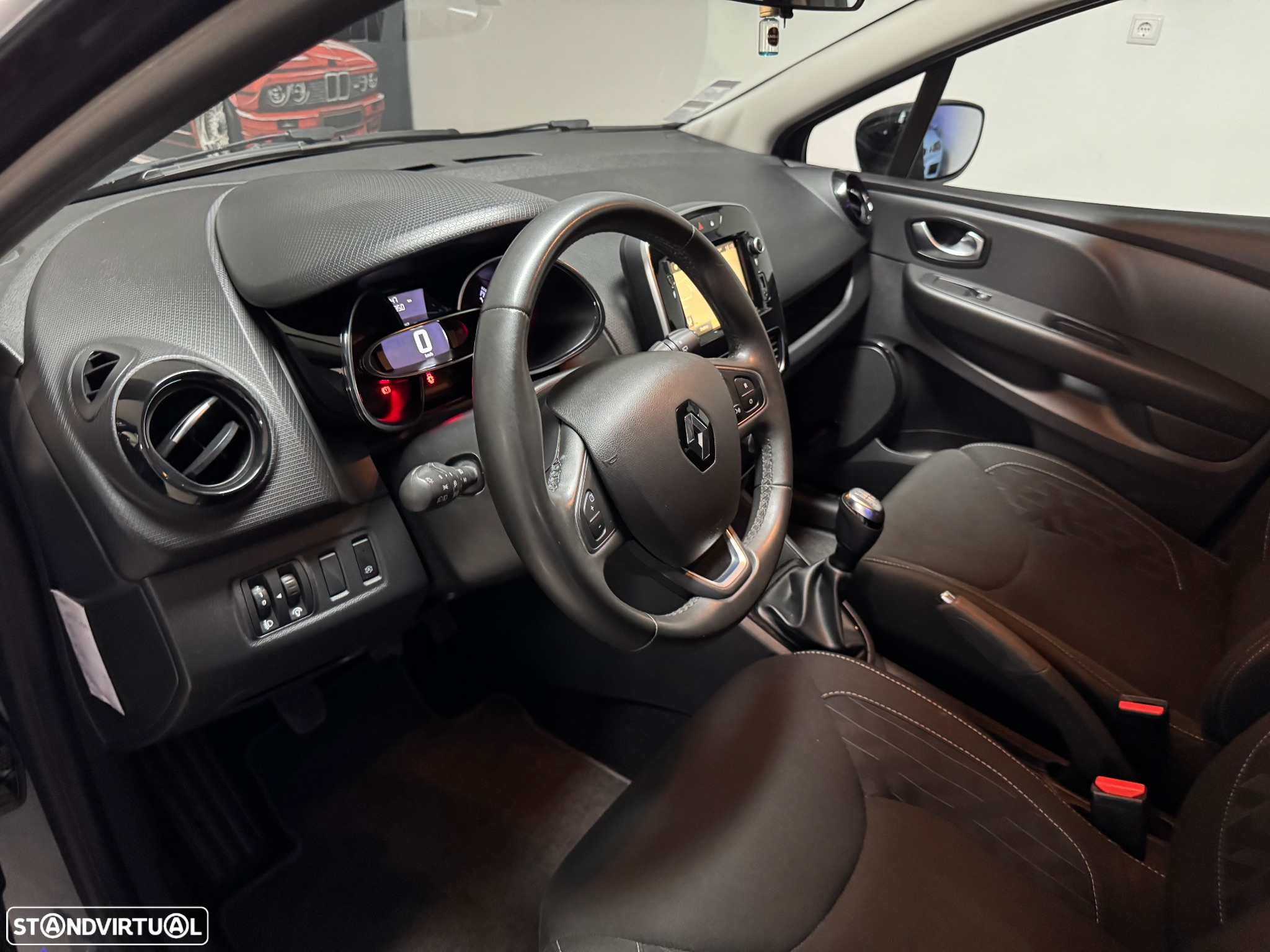 Renault Clio 0.9 TCe Limited Edition - 13