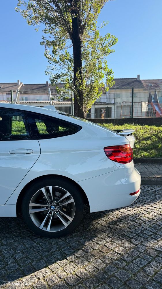 BMW 320 Gran Turismo d Aut. Sport Line - 11