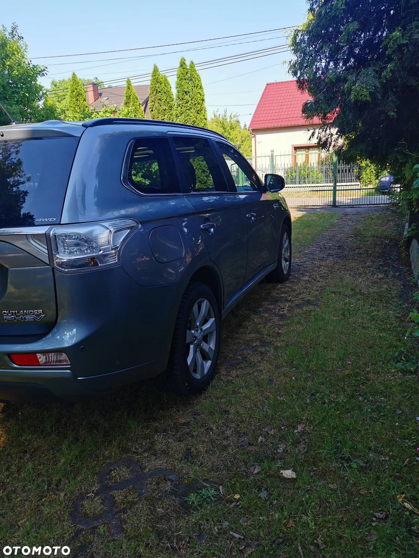 Mitsubishi Outlander - 3